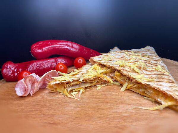 Тут есть поесть - Пицца в лаваше с беконом