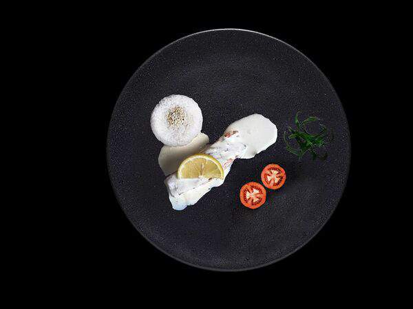 Maguro - Стейк лосося в сливочном соусе