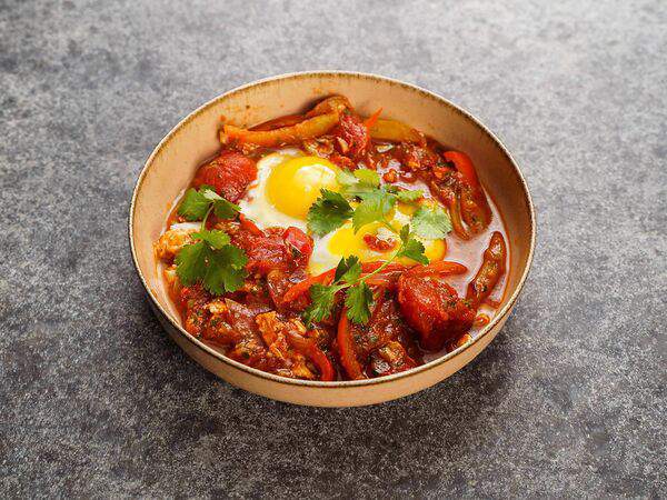 Грузинское бистро Ваха-Лавка - Глазунья с томатами и овощами