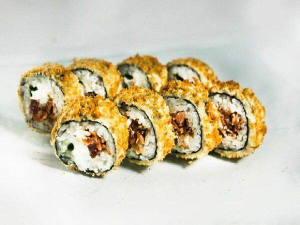 Boss Krevetos - Ролл с жареным лососем