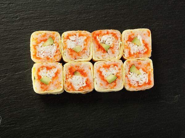 Kioto Mix-Cafe - Калифорния в омлете ролл