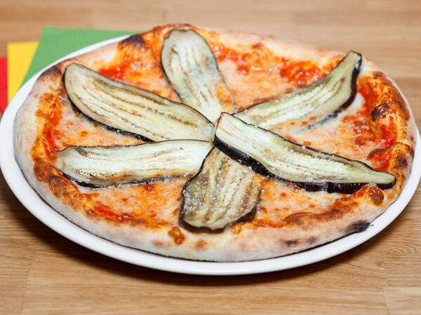 LaCelletta Caffe - Пицца Пармиджана