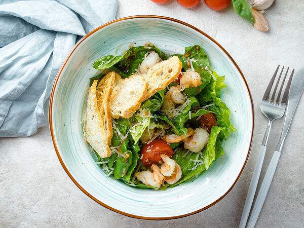 Лето на поляне - Салат Цезарь с креветками