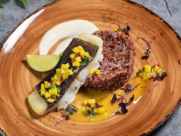 Urban Eda - Палтус с соусом Вин Блан