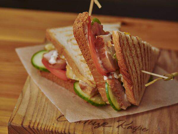 Солнце кафе - Сэндвич с курицей