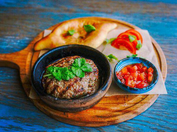 Кинза - Котлета по-горски