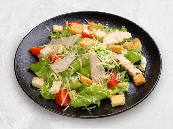 Нэцкэ - Салат Цезарь с запеченной курицей