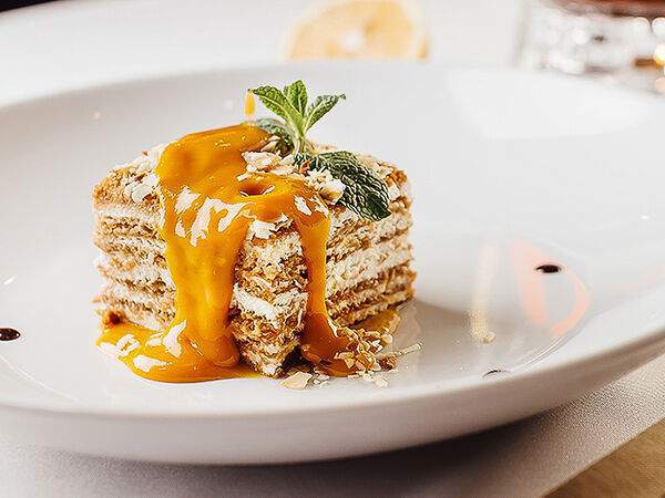 Fiolet - Медовик