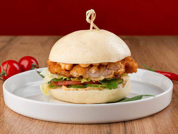 Уми - Бао бургер с курицей