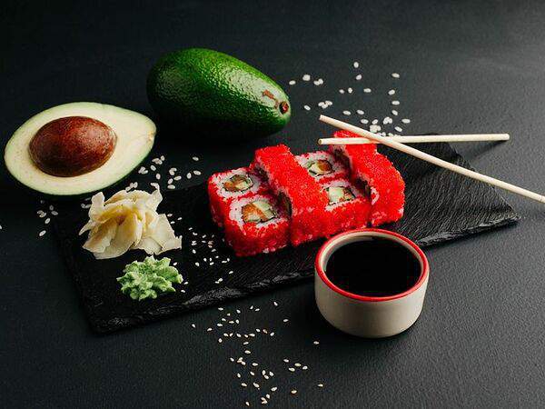 Молодость Kitchen & Bar - Калифорния с лососем