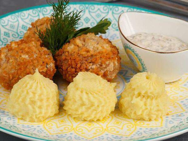 Чайхана восточная сказка - Куриные котлеты с картофельным пюре