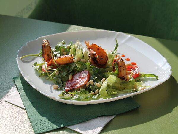 Cactus - Руккола с креветками и кедровым орехом