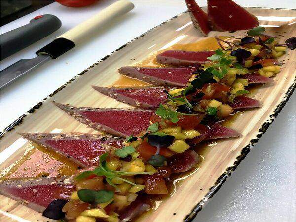 Манэки - Татаки Туна Манго