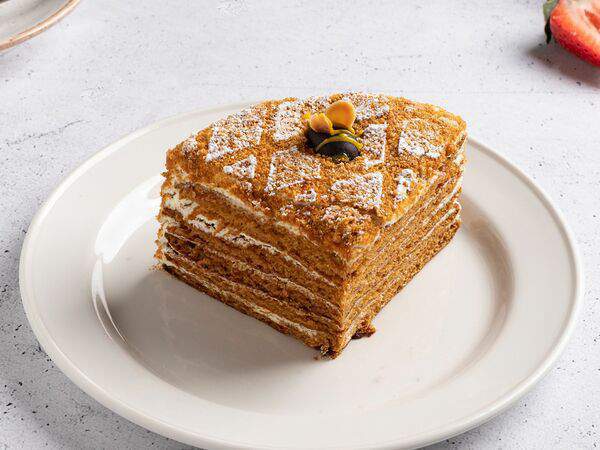 Сеть семейных кафе Kitchen - Торт Медовик