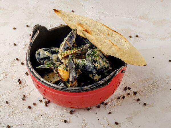 Гранат - Мидии на выбор: в соусе том-ям или в соусе дорблю