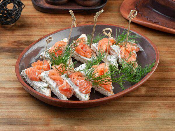 Техас паб - Канапе с сёмгой