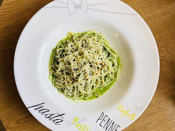 Изюм - Спагетти с песто