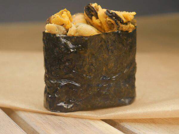 Kaikan - Гункан с мидиями