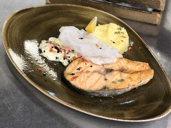 Ресторан 2Avenue - Стейк из норвежского лосося