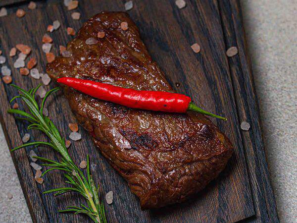 Andys - Стейк Мясника с соусом блэк пеппер