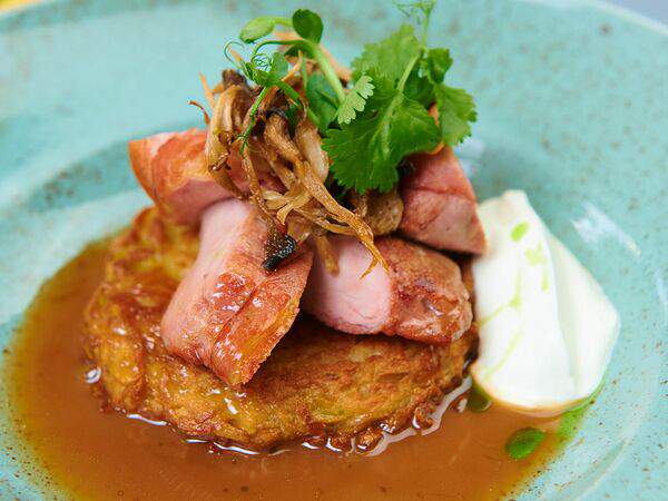 Сахара не надо - Сочная вырезка из свинины на картофельном дранике