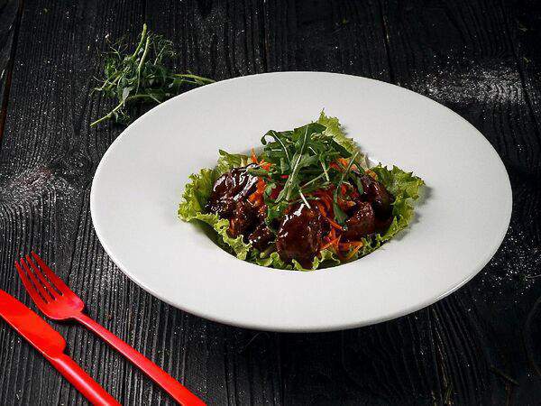 Villa Ченто - Салат с куриной печенью