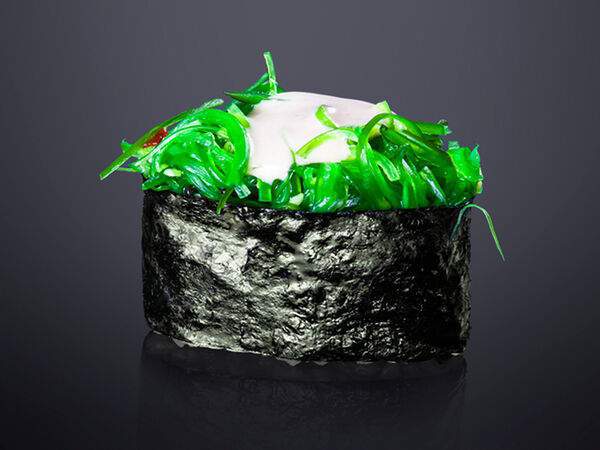 FishRoll - Гункан с водорослями чука