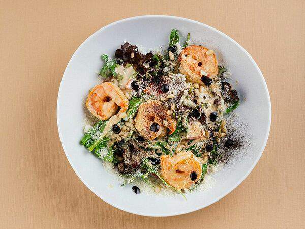 Forno rosso - Салат с креветками и рукколой