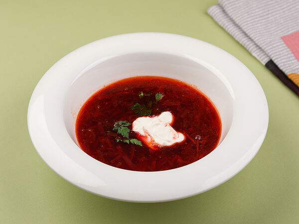 Гранд Буфет - Борщ с телятиной и сметаной