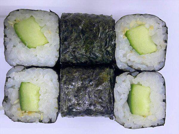 Время вкусных путешествий - Мини-ролл Маки с огурцом