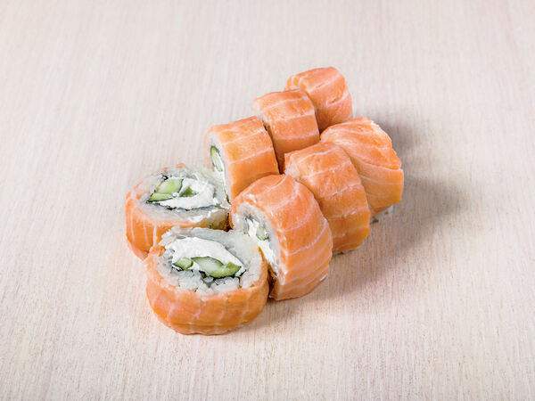 Сушифарфор - Ролл Филадельфия люкс с копченым лососем