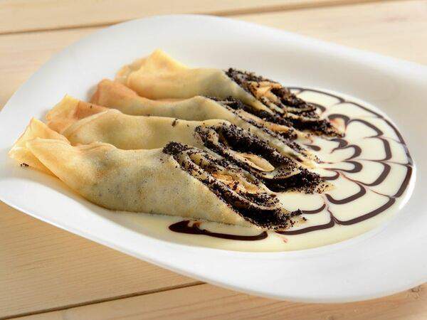 Шоколад - Блинчики с маковой начинкой