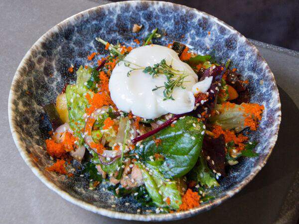 Территория - Салат с копченым лососем