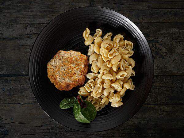 Kinza House - Макароны с домашней котлетой