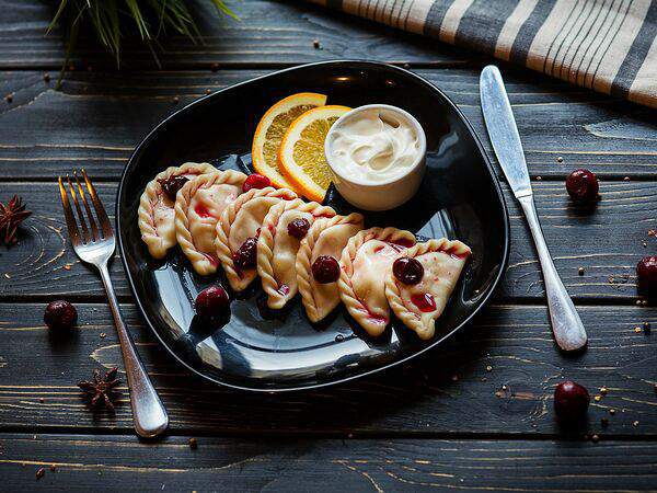 Пельмения - Вареники с вишней