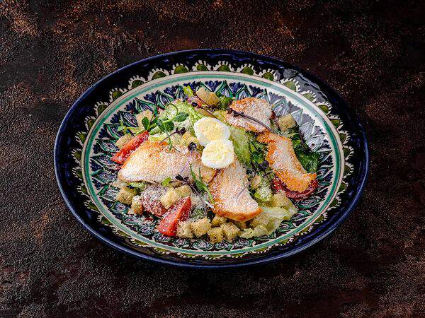 Центр плова - Цезарь с куриным филе