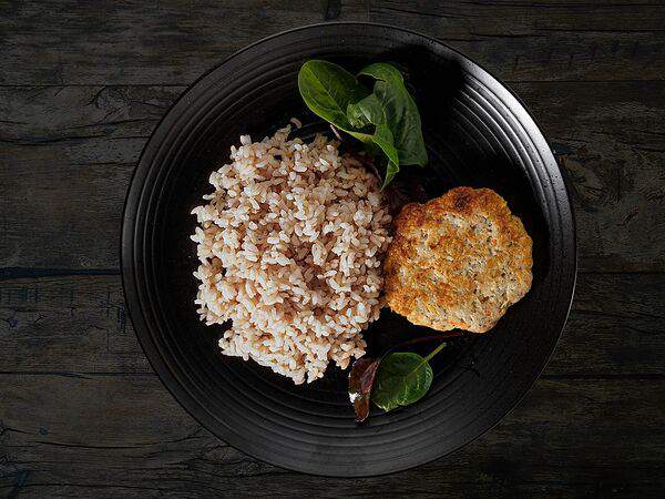 Kinza House - Рис с домашней котлетой из куриного филе