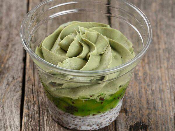 Дед Хо - Чиа пудинг с киви и муссом матча