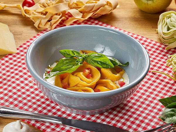 Pasta Cup and Pizza - Равиоли с лососем