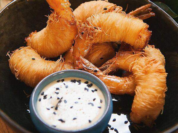 Wong Kar Wine - Хрустящие креветки со сливочно-устричным соусом