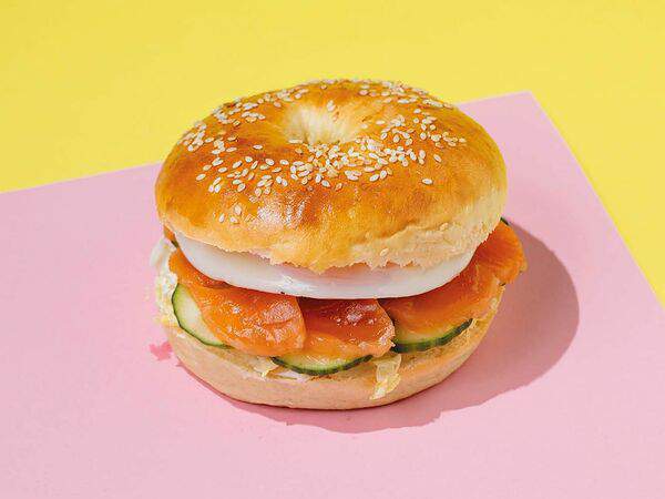 Корица - Бейгл с сёмгой