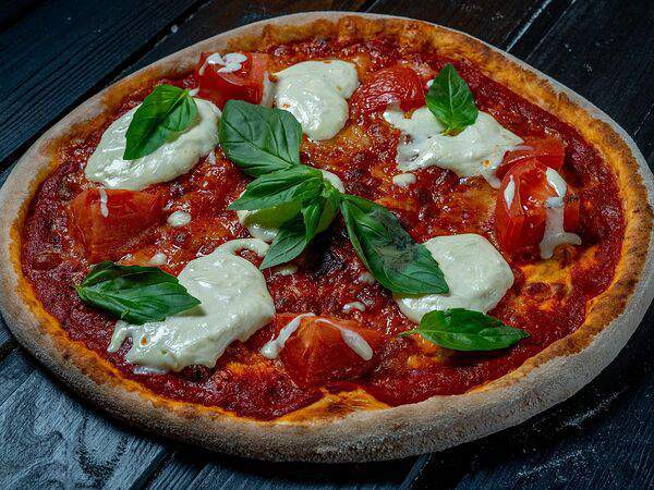 12 - Сырная со страчателлой