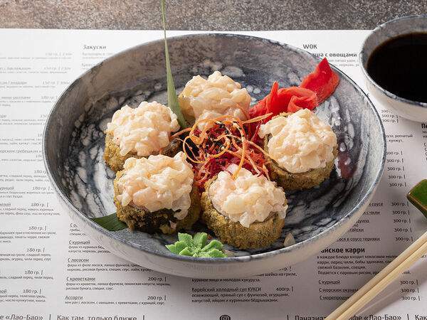 Tasty Box - Жаренный ролл с лососем и гребешком