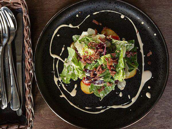 Cart Lounge - Салат с копченым кальмаром