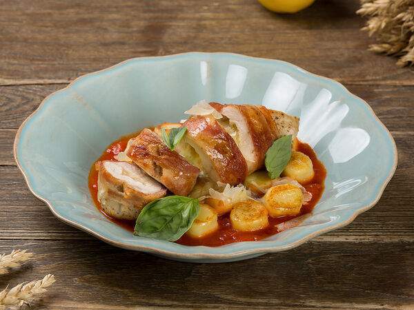 Donna Olivia - Инвольтини из цыпленка в беконе