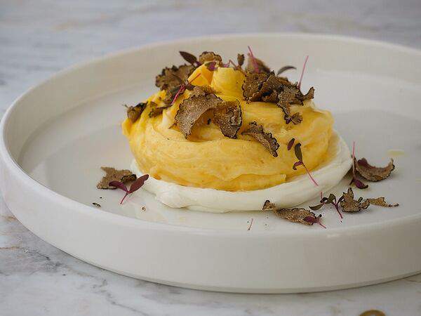 Bisou Bisou Bistro - Японский омлет с трюфелем