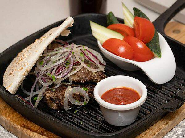 Салтанат сарайы - Шашлык из нежной говяжьей вырезки