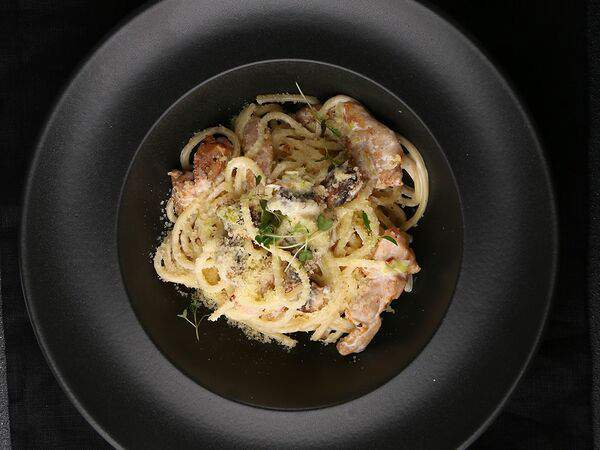 Чайхана 84 46 - Паста с цыпленком и грибами