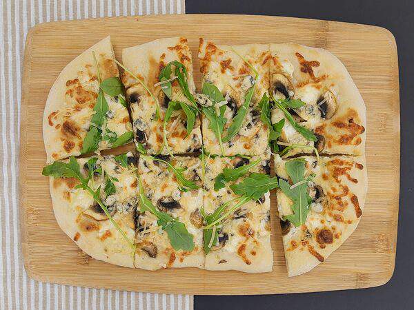 Это Хачапури и Пицца! - Пицца Грибная блю чиз