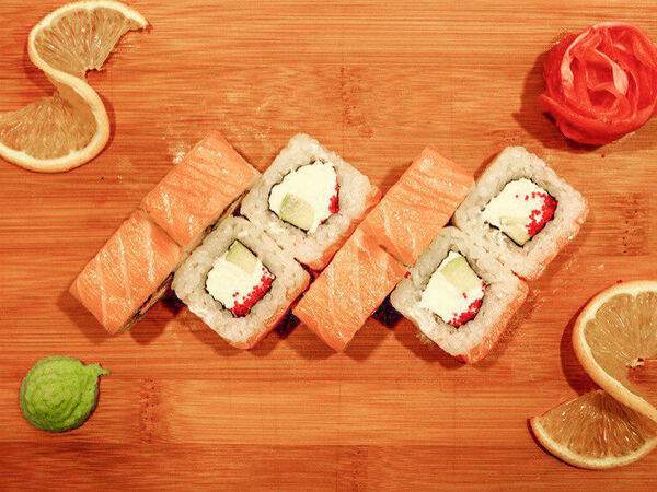 Роял шаурма - Ролл Филадельфия с авокадо